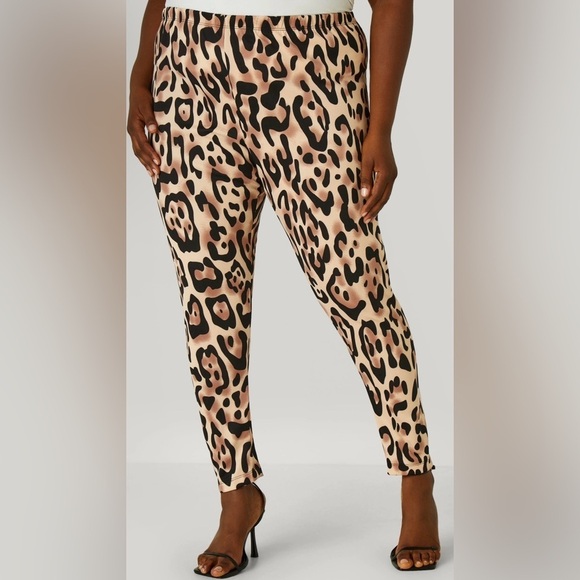 Ashley Stewart Pants - Ashley Stewart Leopard Print Leggings - Black and Tan